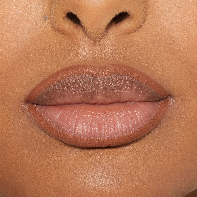 Iced Latte Lip Liner Kylie Cosmetics